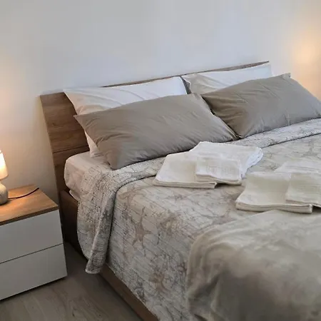 Dimora Telu' Trilocale Difronte Lingotto Fiere Apartment *